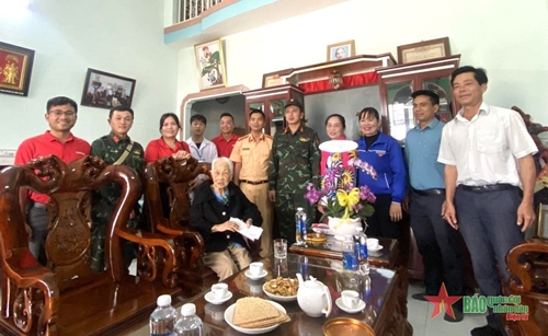 Tri ân trong Chiến dịch “Hành quân xanh” của tuổi trẻ LLVT tỉnh Lâm Đồng

